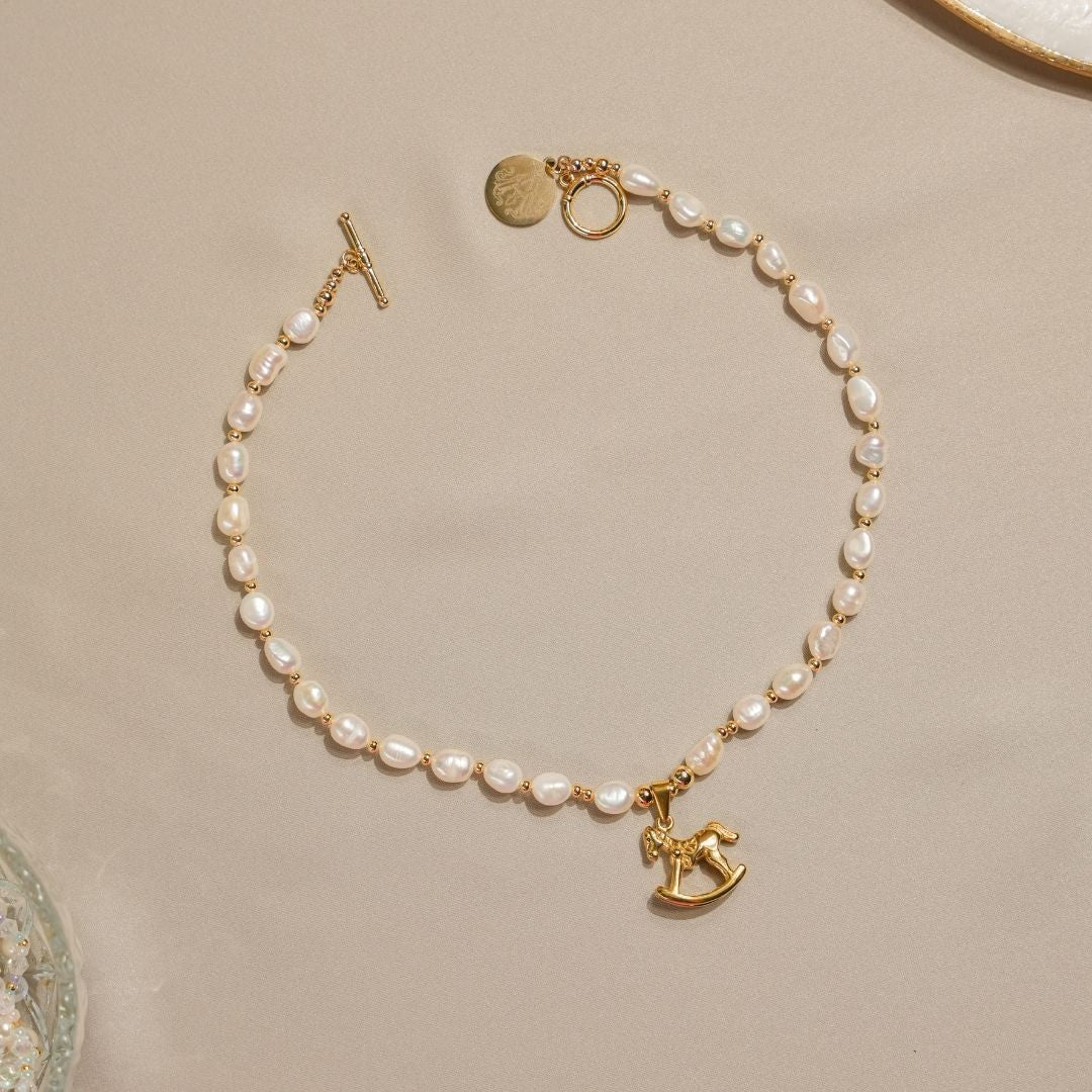 Baby Horse Pearl Set